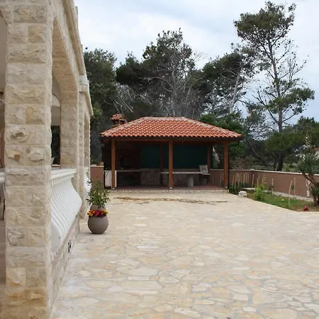 Apartament Tina *