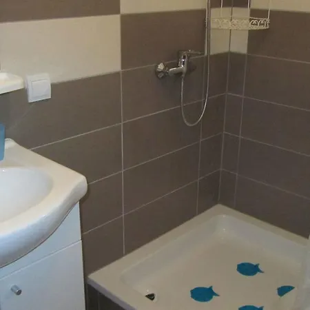 Apartment Tina Vir